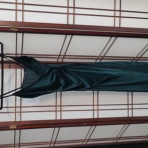 Formal Emerald/Forest Green Dress, Size 6